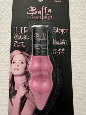 Buff Cherry-Scented Pink Lip Gloss